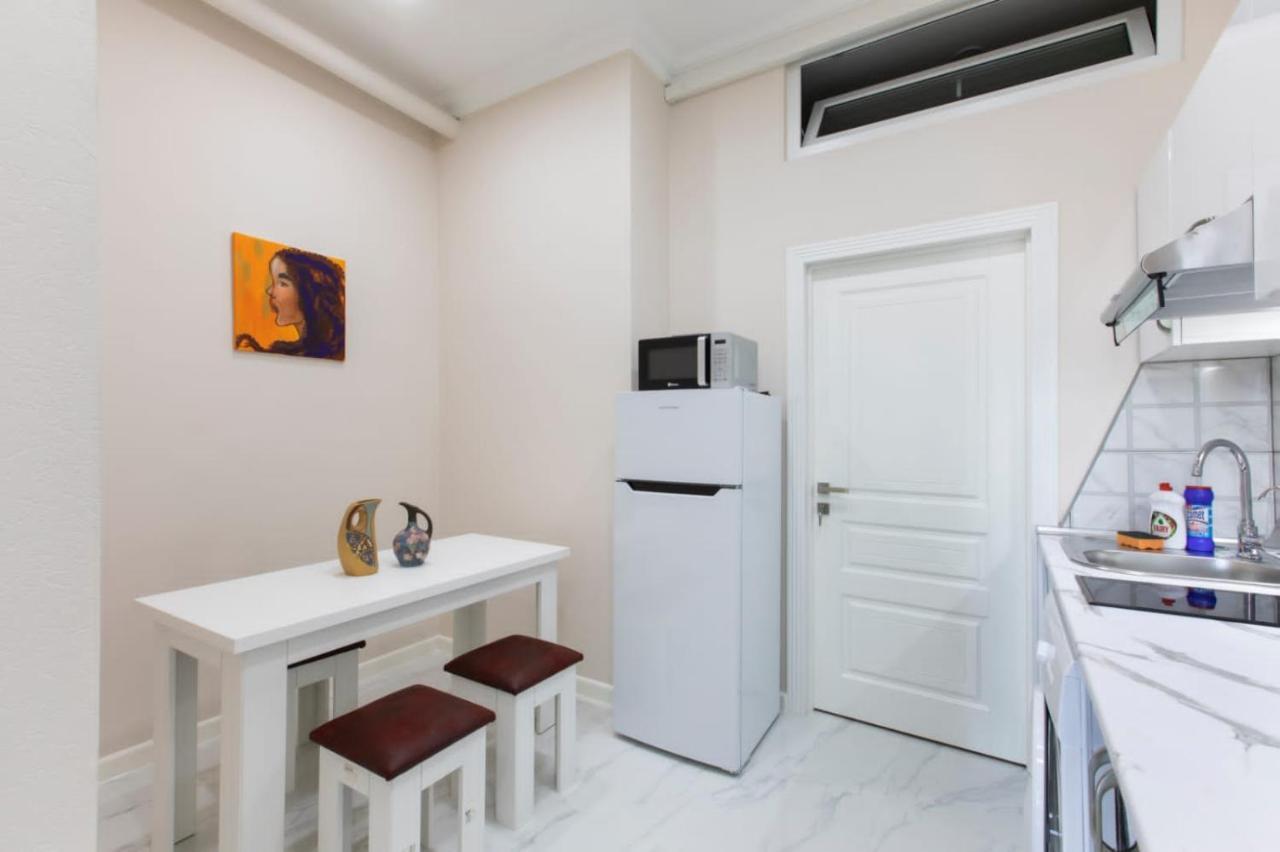 Leyla Apartments 2 Баку Екстериор снимка